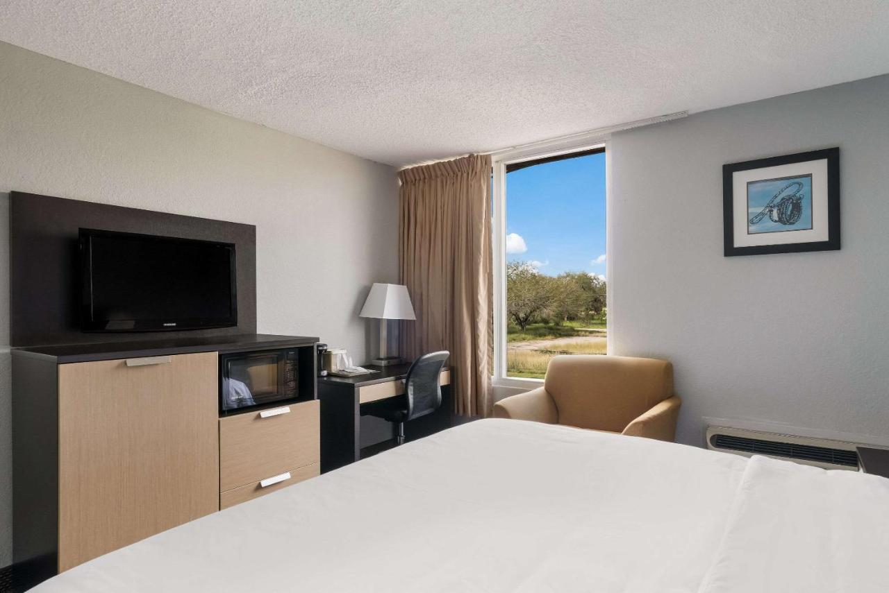 Quality Inn アリス エクステリア 写真
