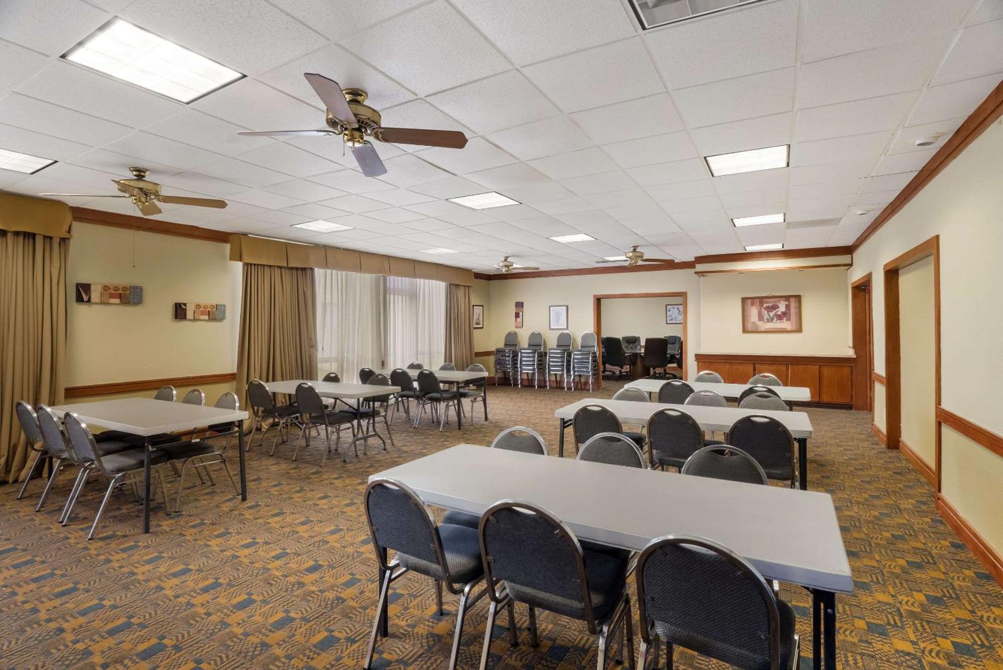 Quality Inn アリス エクステリア 写真