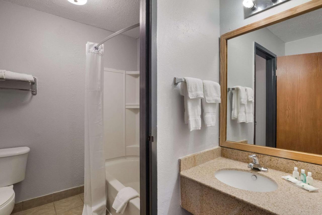 Quality Inn アリス エクステリア 写真